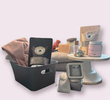 Load image into Gallery viewer, Care box: Love Thyself