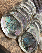 Load image into Gallery viewer, Abalone Smudging Shell
